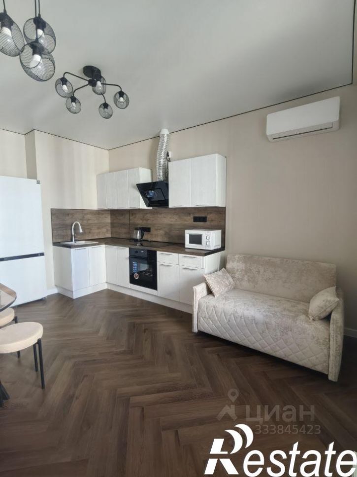 2-комн квартира Питерская улица, 40,  д. 40