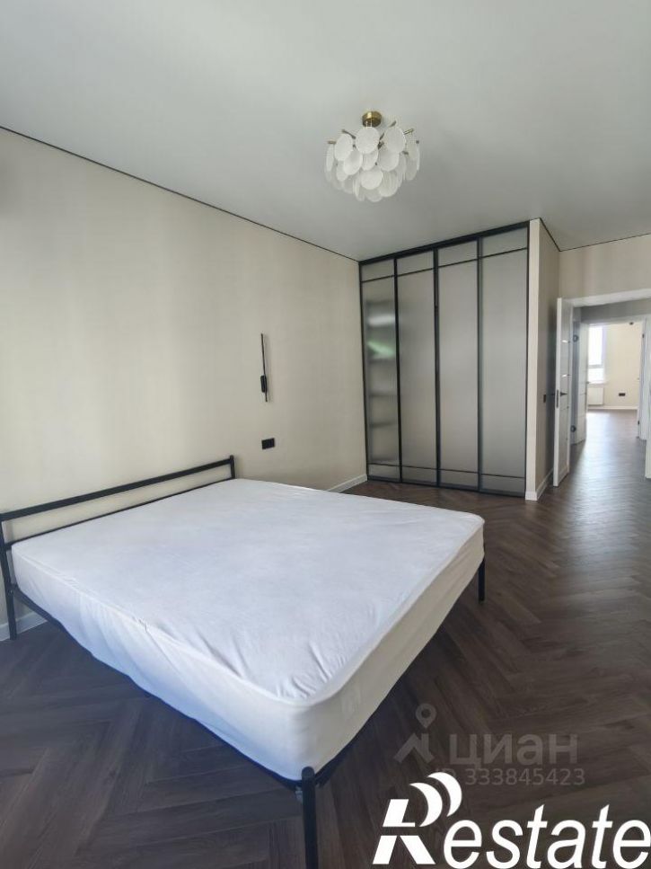 2-комн квартира Питерская улица, 40,  д. 40