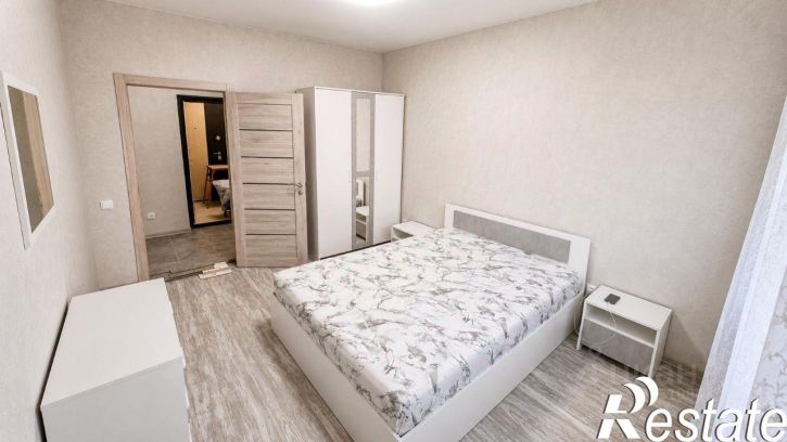 2-комн квартира улица имени Владимира Жириновского, 1 к4,  д. 1 к4
