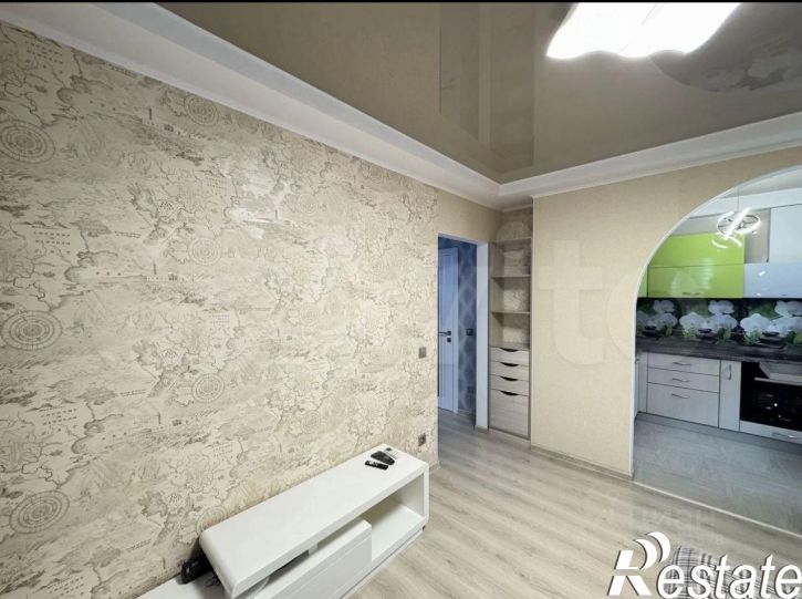 2-комн квартира улица Западный Обход, 42 к7,  д. 42 к7