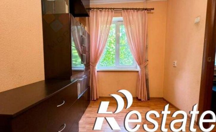 3-комн квартира Индустриальная улица, 54,  д. 54