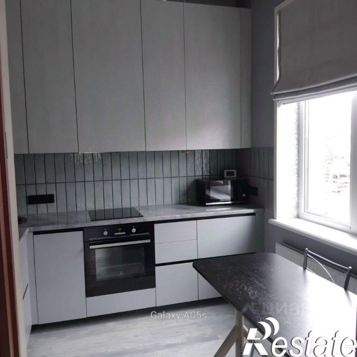 2-комн квартира улица Кирова, 37Б,  д. 37Б