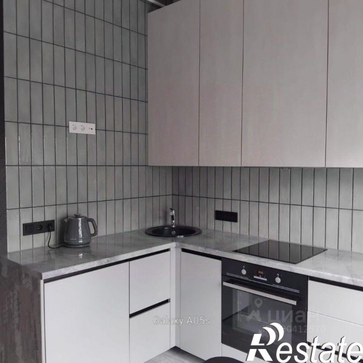 2-комн квартира улица Кирова, 37Б,  д. 37Б