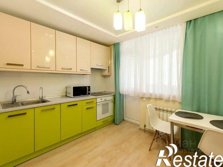 2-комн квартира улица Героя Сарабеева, 3,  д. 3