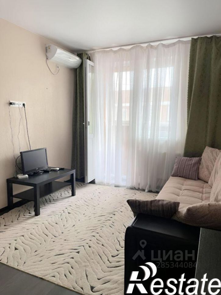 1-комн квартира Заполярная улица, 35 к12,  д. 35 к12