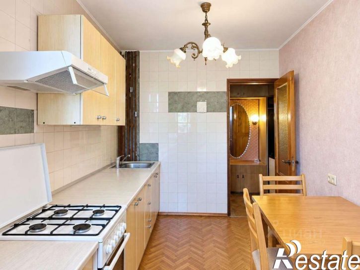 3-комн квартира улица Энергетиков, 8,  д. 8