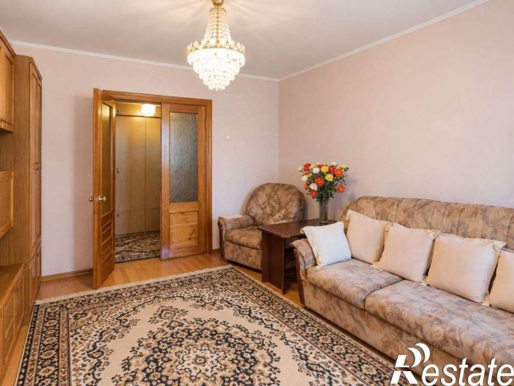 3-комн квартира улица Энергетиков, 8,  д. 8