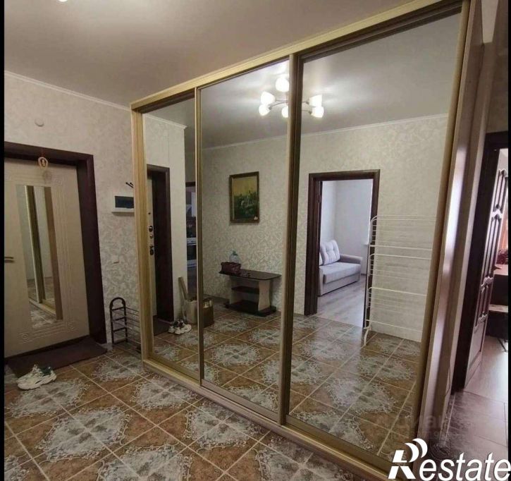 3-комн квартира улица им. Героя Яцкова И.В., 10,  д. 10