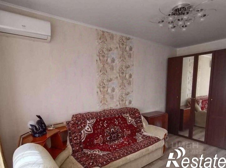 3-комн квартира улица им. Героя Яцкова И.В., 10,  д. 10