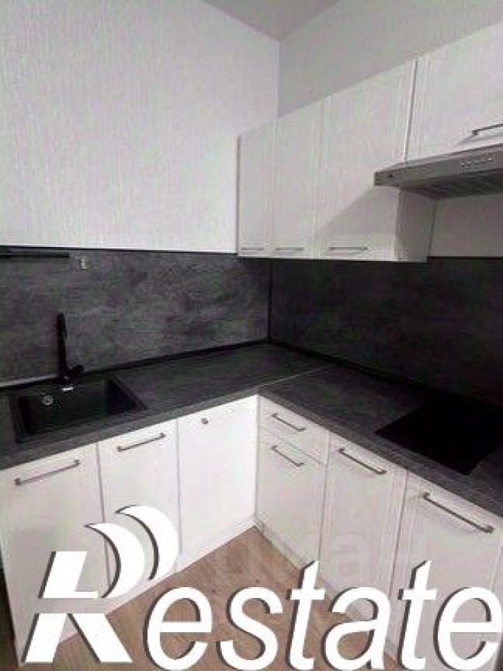 1-комн квартира улица Лётчика Позднякова, 2 к18,  д. 2 к18