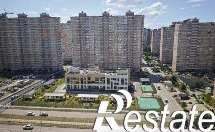 3-комн квартира улица Героя Владислава Посадского, 28,  д. 28