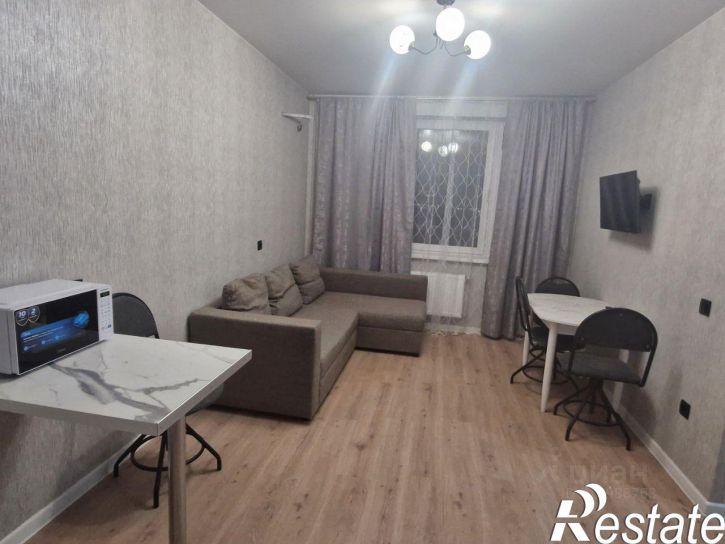 2-комн квартира улица Лётчика Позднякова, 2 к21,  д. 2 к21