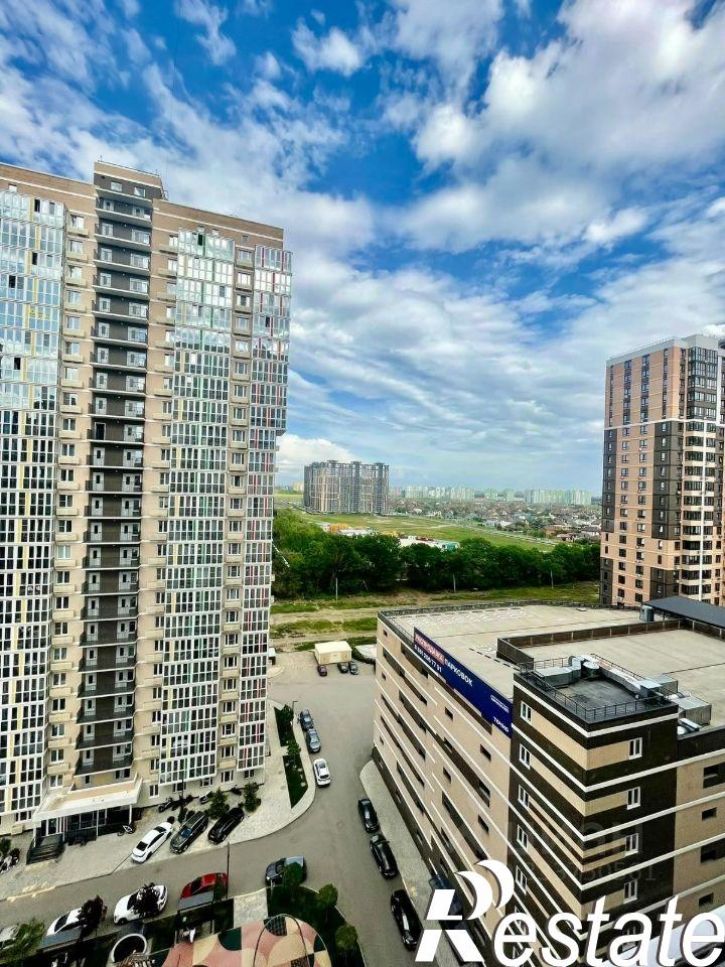 1-комн квартира улица Героя Георгия Бочарникова, 4к2,  д. 4к2
