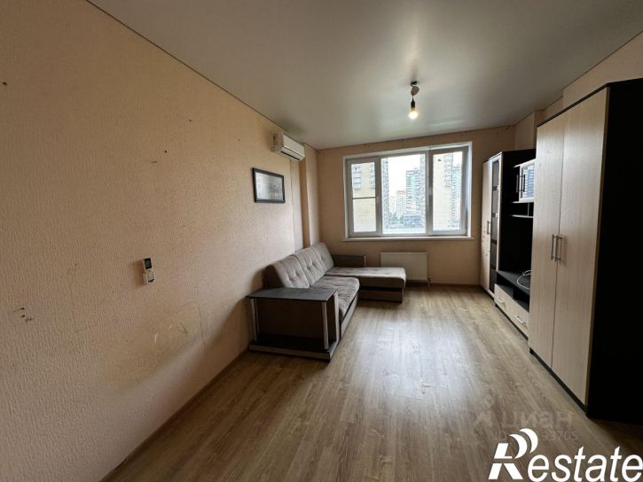 3-комн квартира улица Героев-Разведчиков, 12/1,  д. 12/1