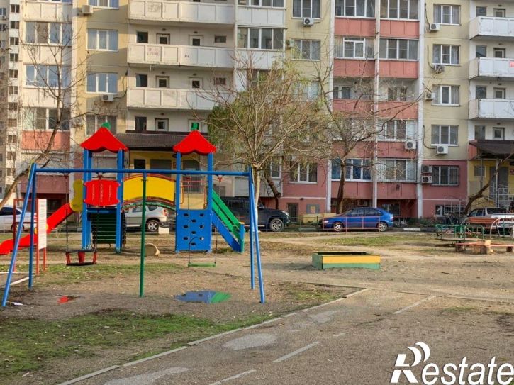 2-комн квартира Ставропольская улица, 107/11,  д. 107/11