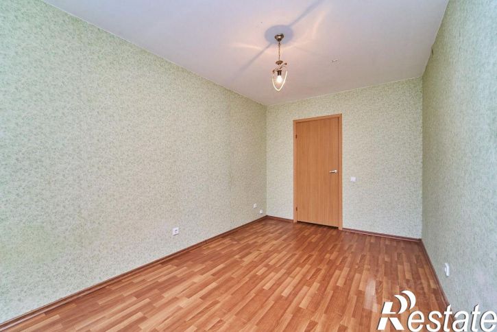 1-комн квартира улица Калинина, 350/8,  д. 350/8