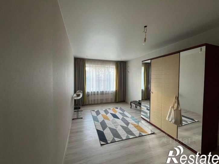 4-комн квартира улица Красных Партизан, 71,  д. 71