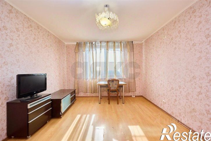 2-комн квартира улица Калинина, 350/4,  д. 350/4