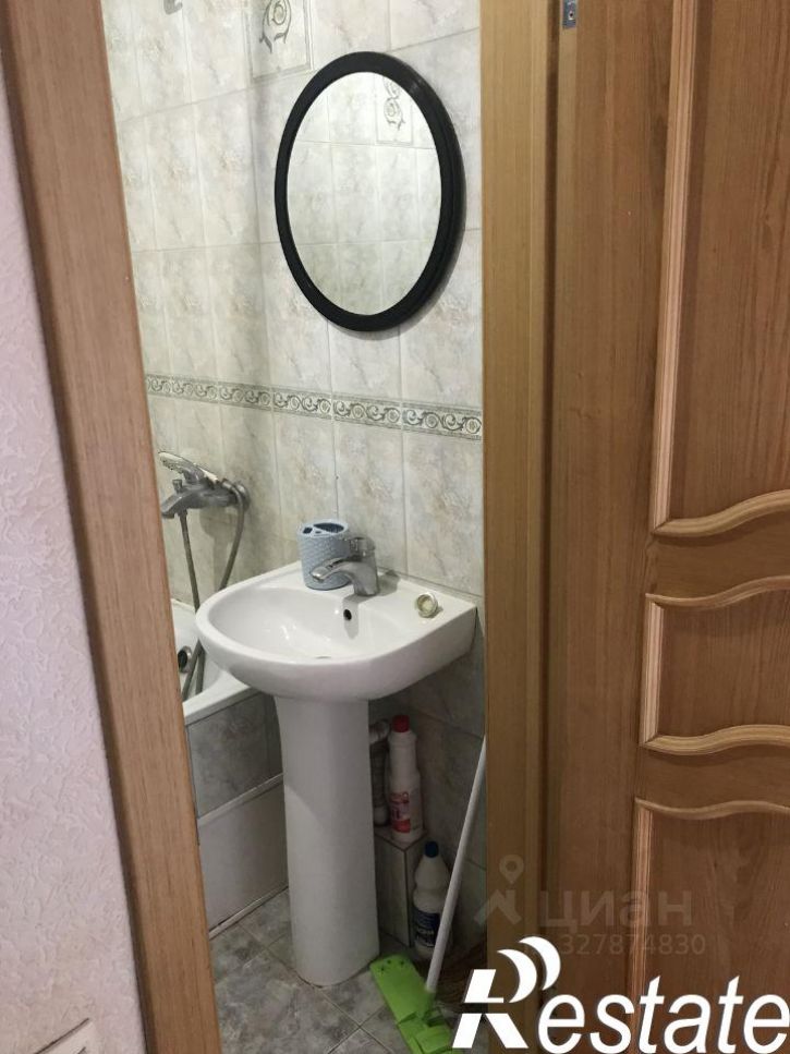 1-комн квартира улица Защитников Отечества, 5,  д. 5