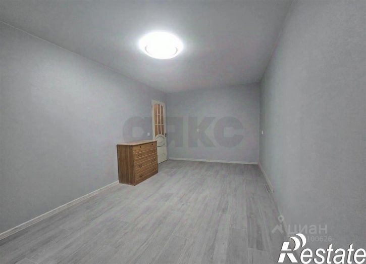 2-комн квартира Школьная улица, 13,  д. 13