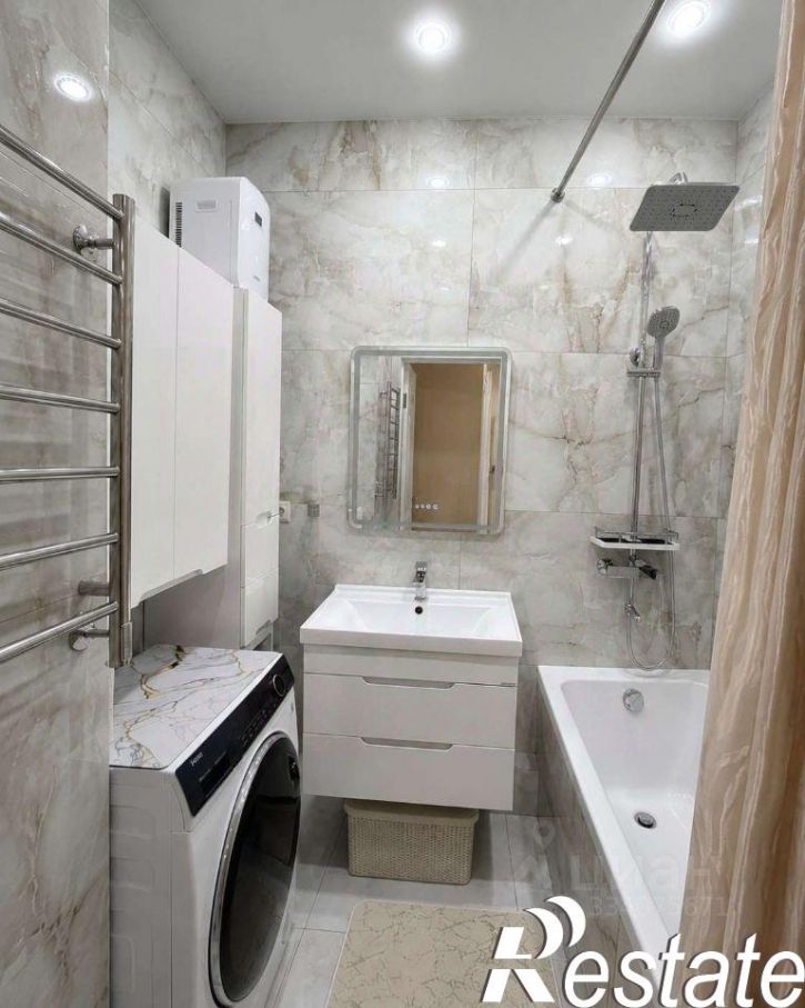 2-комн квартира улица Григория Булгакова, 7 к1,  д. 7 к1