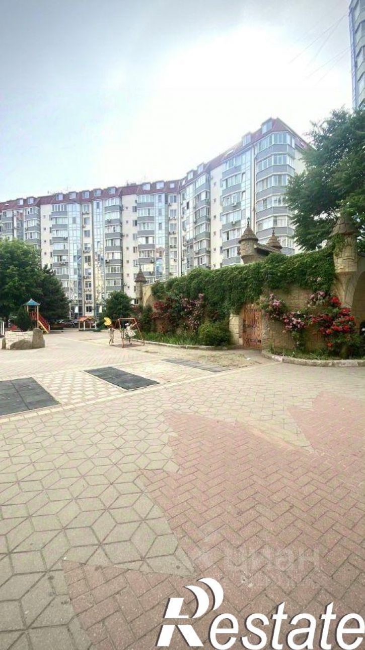 2-комн квартира улица Архитектора Ишунина, 4,  д. 4