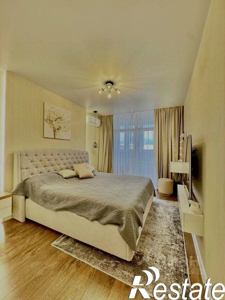 2-комн квартира улица Героя Сарабеева, 5 к5,  д. 5 к5