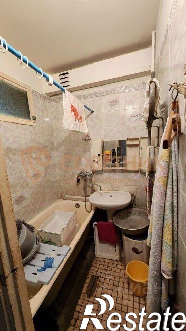 2-комн квартира улица Яна Полуяна, 44,  д. 44