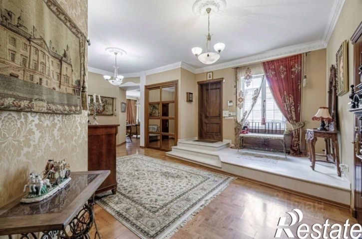 5-комн квартира улица Красина, 9/1 к3,  д. 9/1 к3