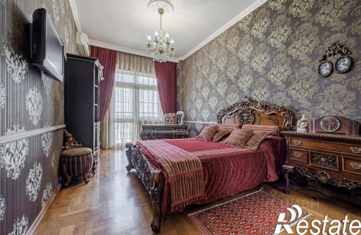 5-комн квартира улица Красина, 9/1 к3,  д. 9/1 к3