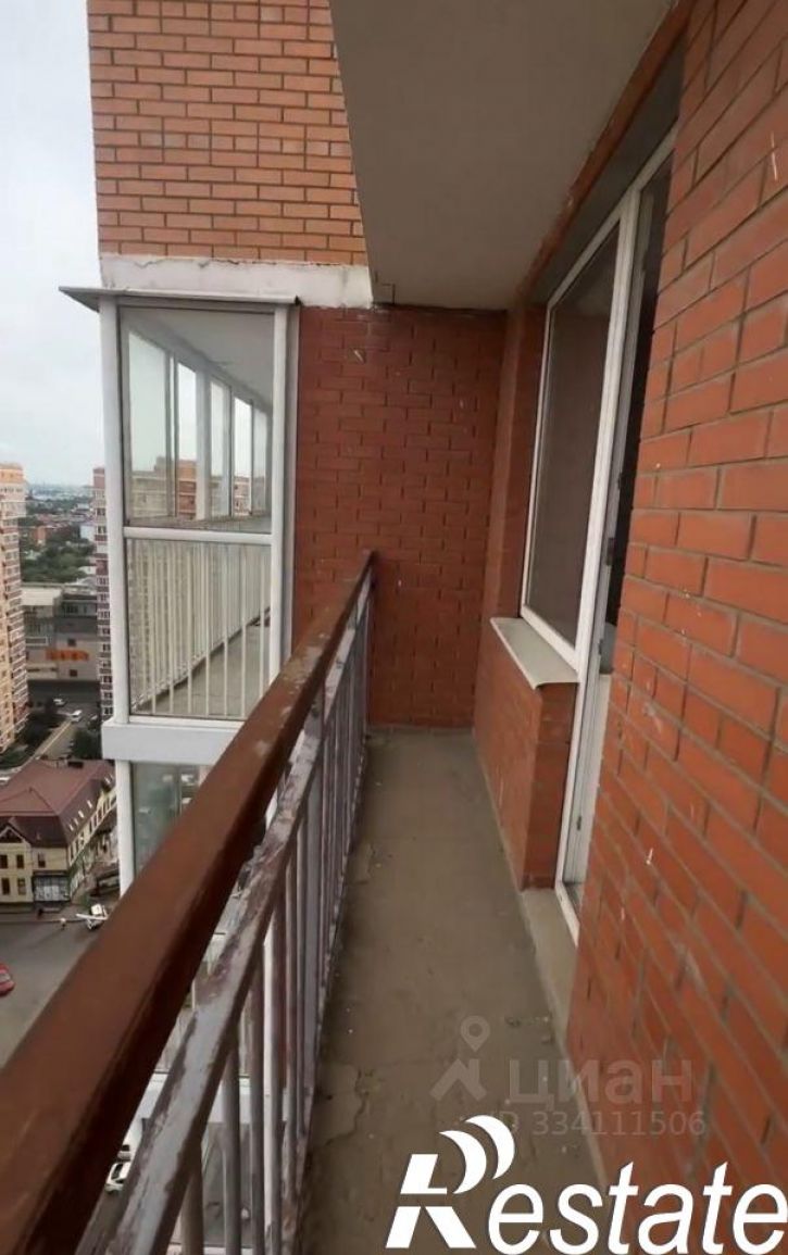 3-комн квартира улица Дзержинского, 54/10,  д. 54/10