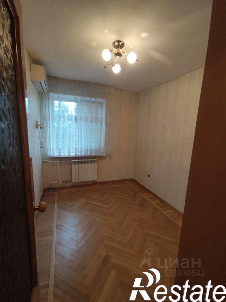4-комн квартира улица Гаврилова, 105,  д. 105