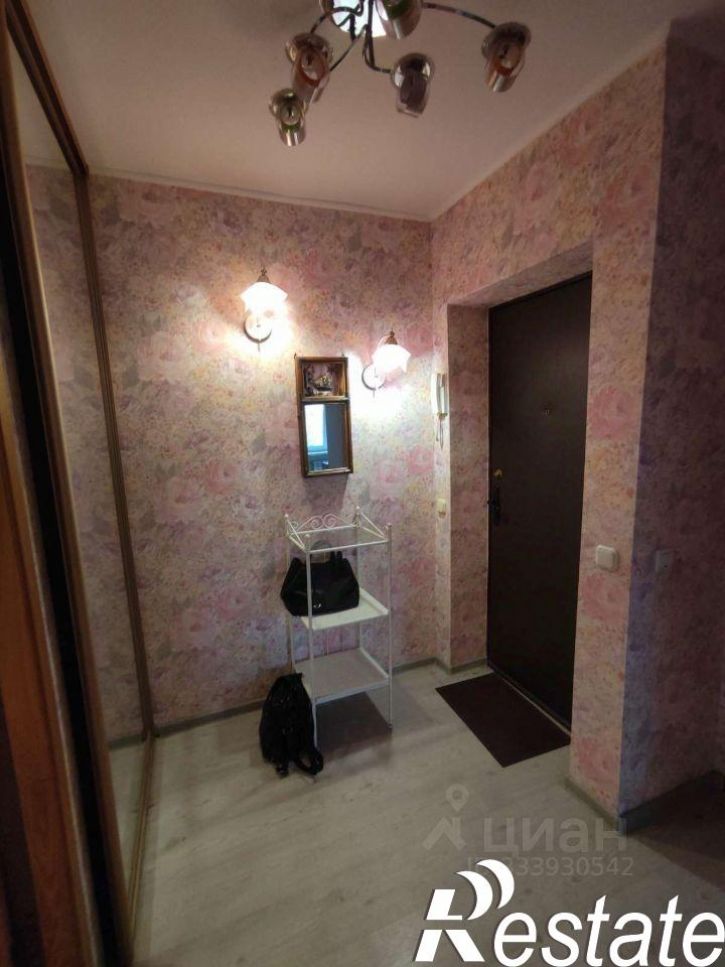 4-комн квартира улица Гаврилова, 105,  д. 105