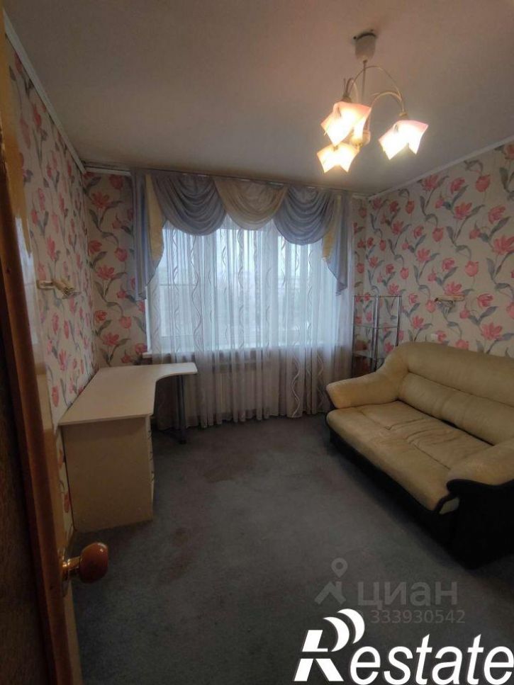 4-комн квартира улица Гаврилова, 105,  д. 105