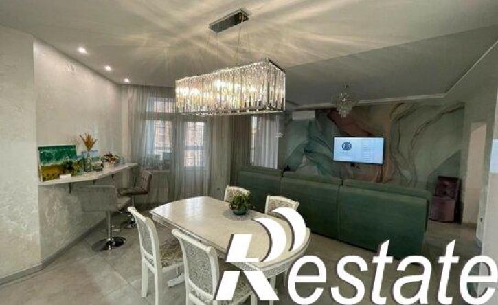 3-комн квартира Конгрессная улица, 27,  д. 27