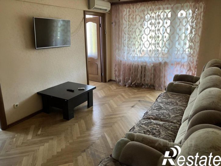 3-комн квартира улица Гидростроителей, 43,  д. 43