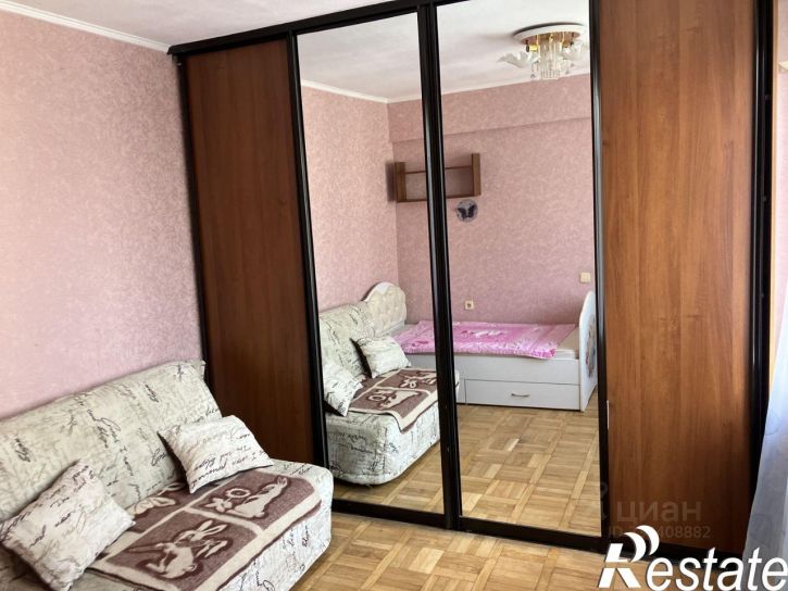 3-комн квартира улица Гидростроителей, 43,  д. 43