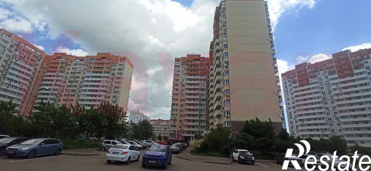Купить квартиру за 10 000 000 рублей на Героев-Разведчиков ул.