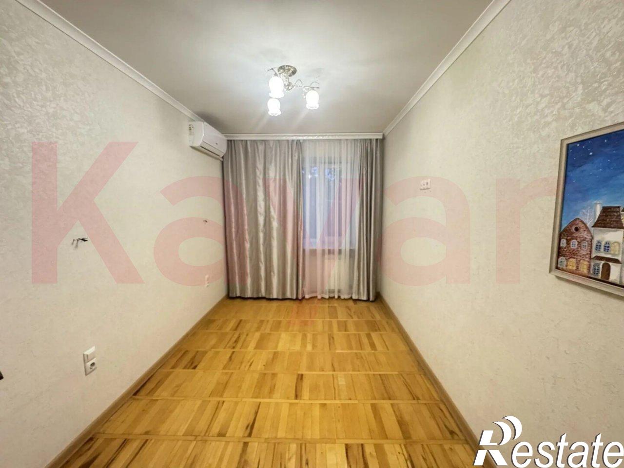 Купить квартиру за 8 000 000 рублей на им. Селезнева ул.