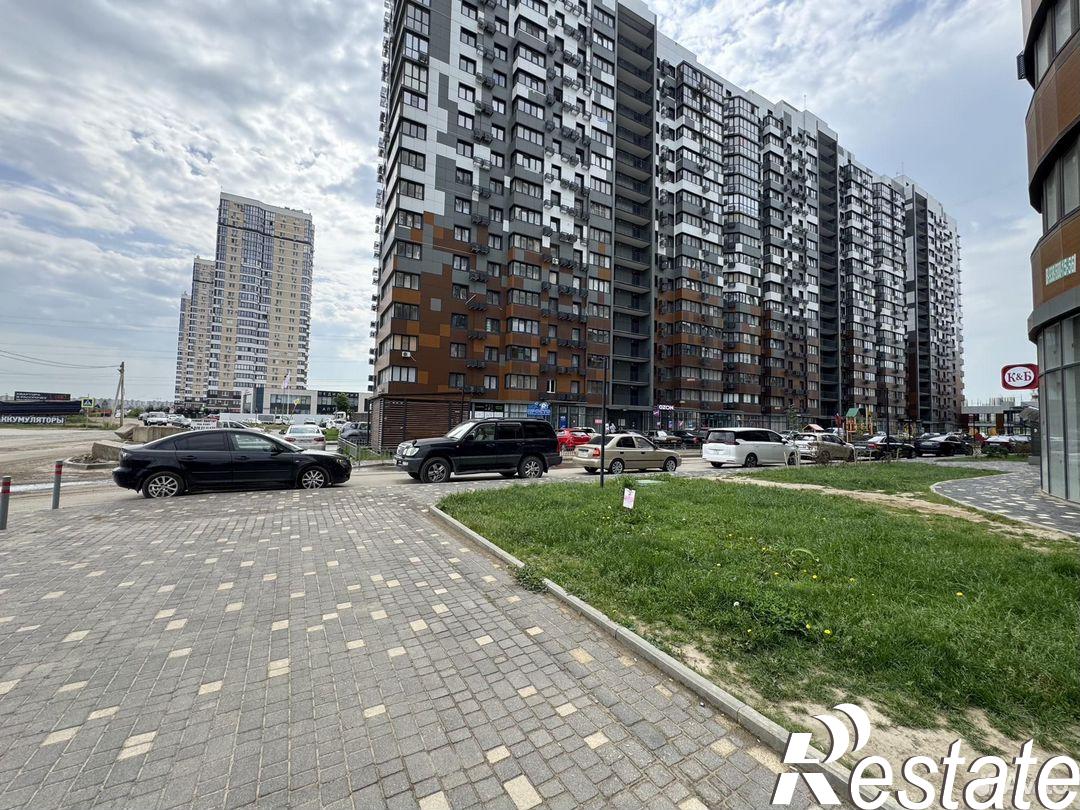 Купить торговое помещение за 20 000 000 рублей на Командорская улица, 15
