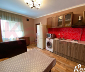 1-комн, 40кв м, этаж 1/2 им. Ивана Сусанина ул.