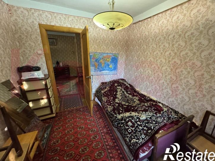 3-комн квартира Бургасская ул.