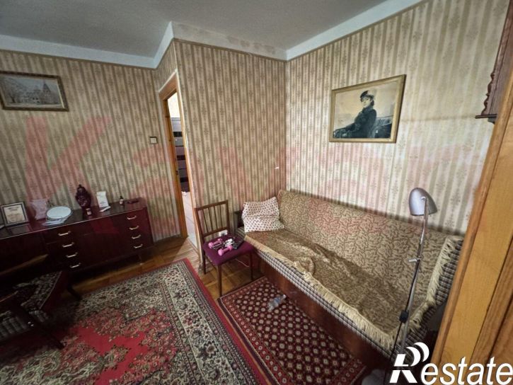 3-комн квартира Бургасская ул.