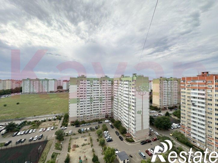 2-комн квартира им. Генерала Трошева ул.