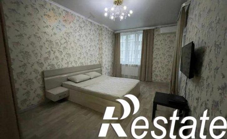 1-комн квартира улица Селезнёва, 4/15 к1,  д. 4/15 к1