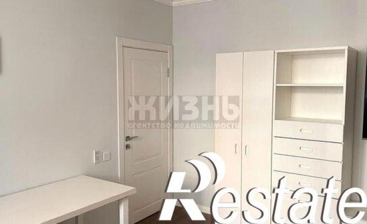 2-комн квартира Домбайская улица, 61,  д. 61