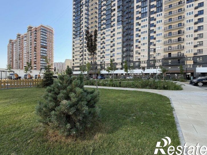 2-комн квартира Адмиралтейский бульвар, 1,  д. 1