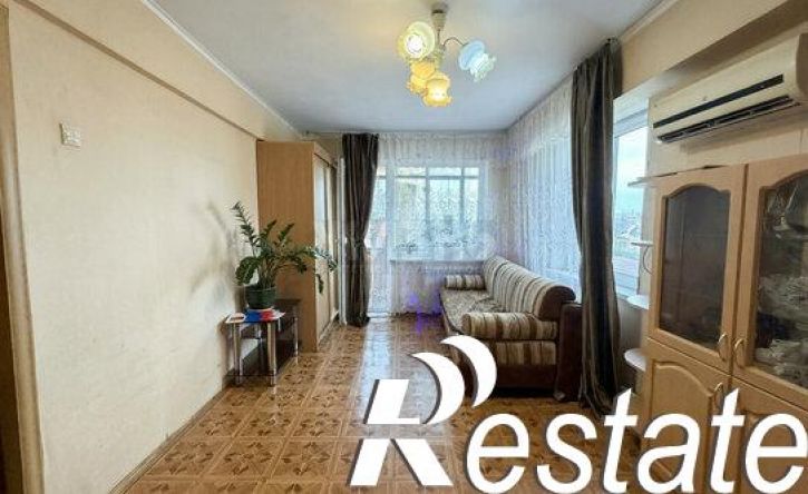 2-комн квартира улица Гагарина, 240,  д. 240