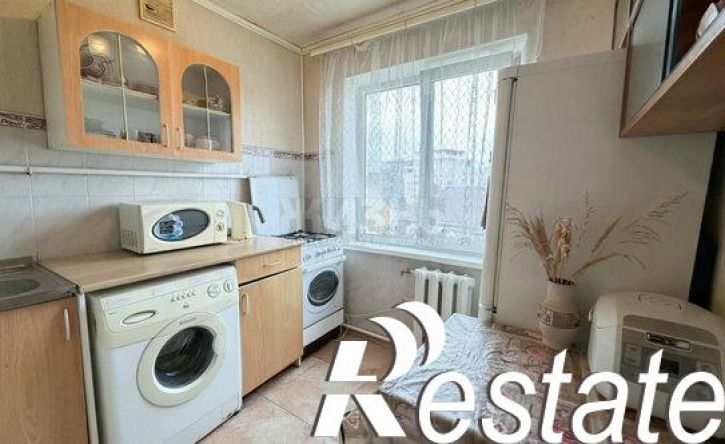 2-комн квартира улица Гагарина, 240,  д. 240