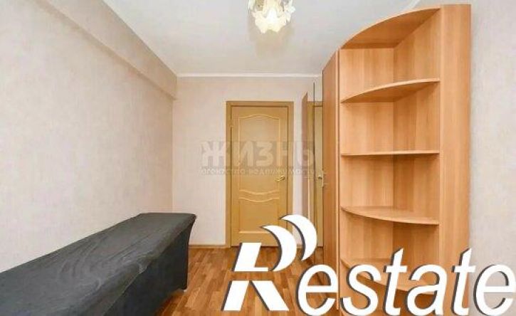 2-комн квартира улица Гагарина, 240,  д. 240